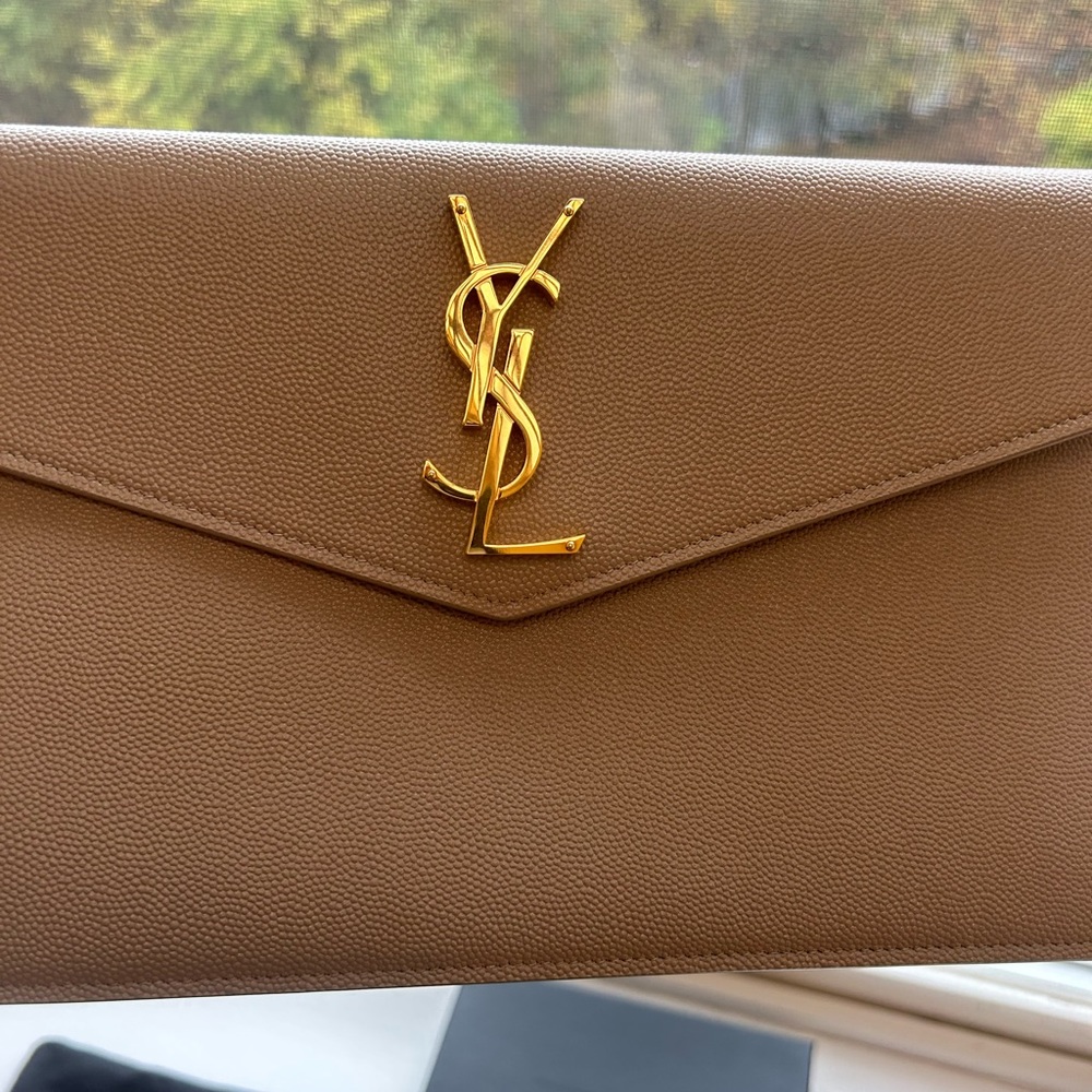 Saint lauren uptown clutch beige x gold like new. - Picture 4 of 6